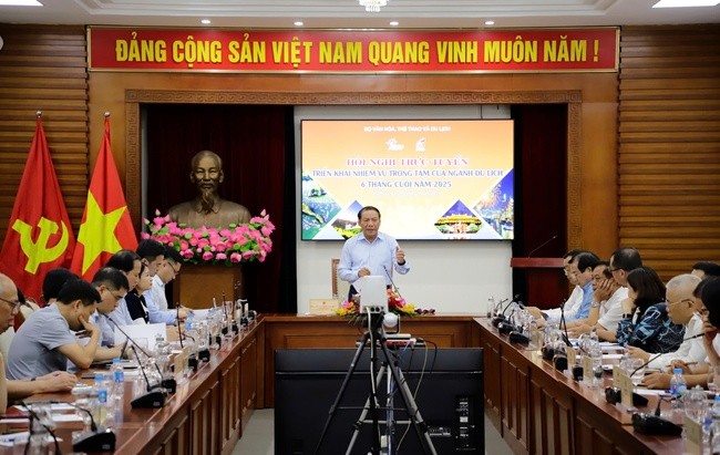 bo-truong-hndu-lich-1752052893402534964494-1752109552.jpg