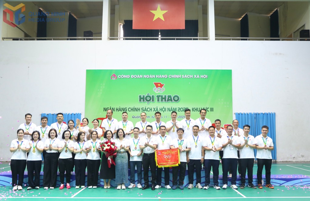 trao-giai-1752452080.jpg