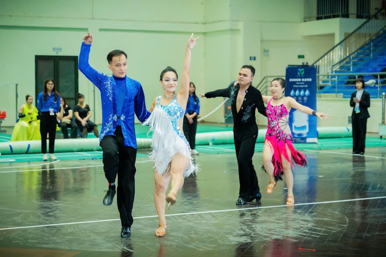 khiem-thi-1752719862.jpg