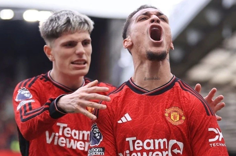 man-united-1753238567.jpg