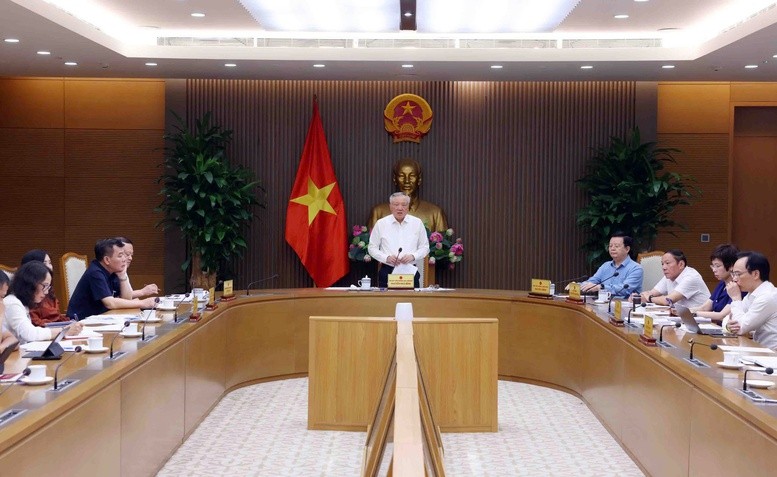 quang-canh-phien-hop-1754448986.jpg