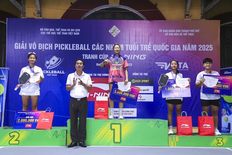 sophia-phuong-anh-nhan-giai-nhat-don-nu-u19-1754873026.JPG