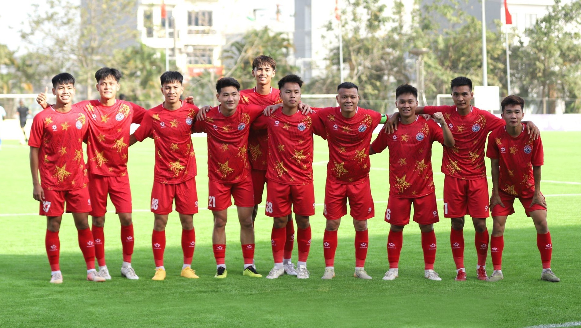 tre-pvf-cand-toan-thang-sau-vong-2-giai-hang-nhi-quoc-gia-2025-1-2048x1072-1754881368-1754882586.jpg