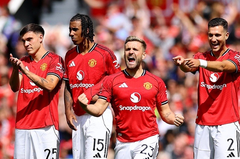 man-united-1755139690.jpg