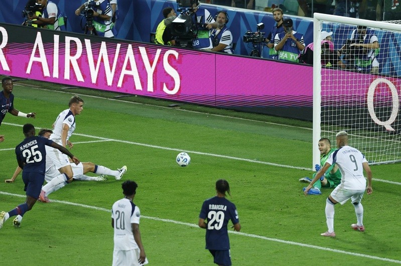 tottenham-1755136466.jpg