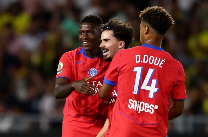 psg-1755483209.jpg