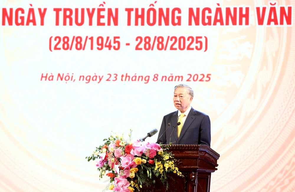 tong-bi-thu-sang-nay-1755925736.jpg