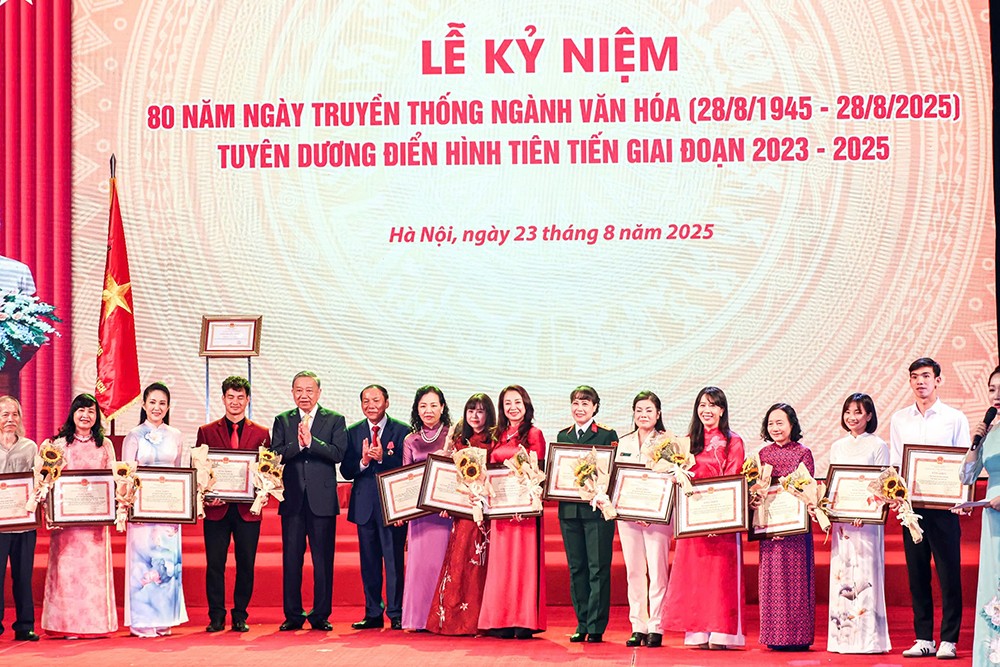 z6936372284189-b6dcac8fde022a62bb4819988fdeeac2-1755929303.jpg