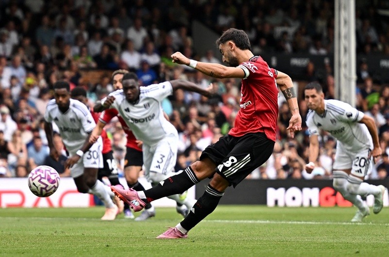 man-united-1756088358.jpg