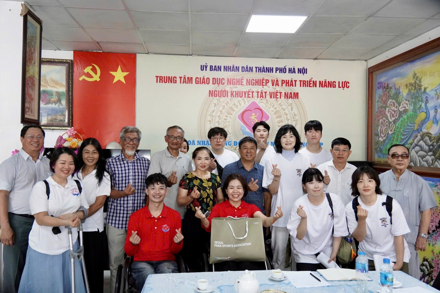 trung-tam-vdadc-tiep-doan-uy-ban-paralympic-viet-nam-va-hiep-hoi-the-thao-nkt-tp-seoul-han-quoc-05-1536x1024-1756805517.jpg