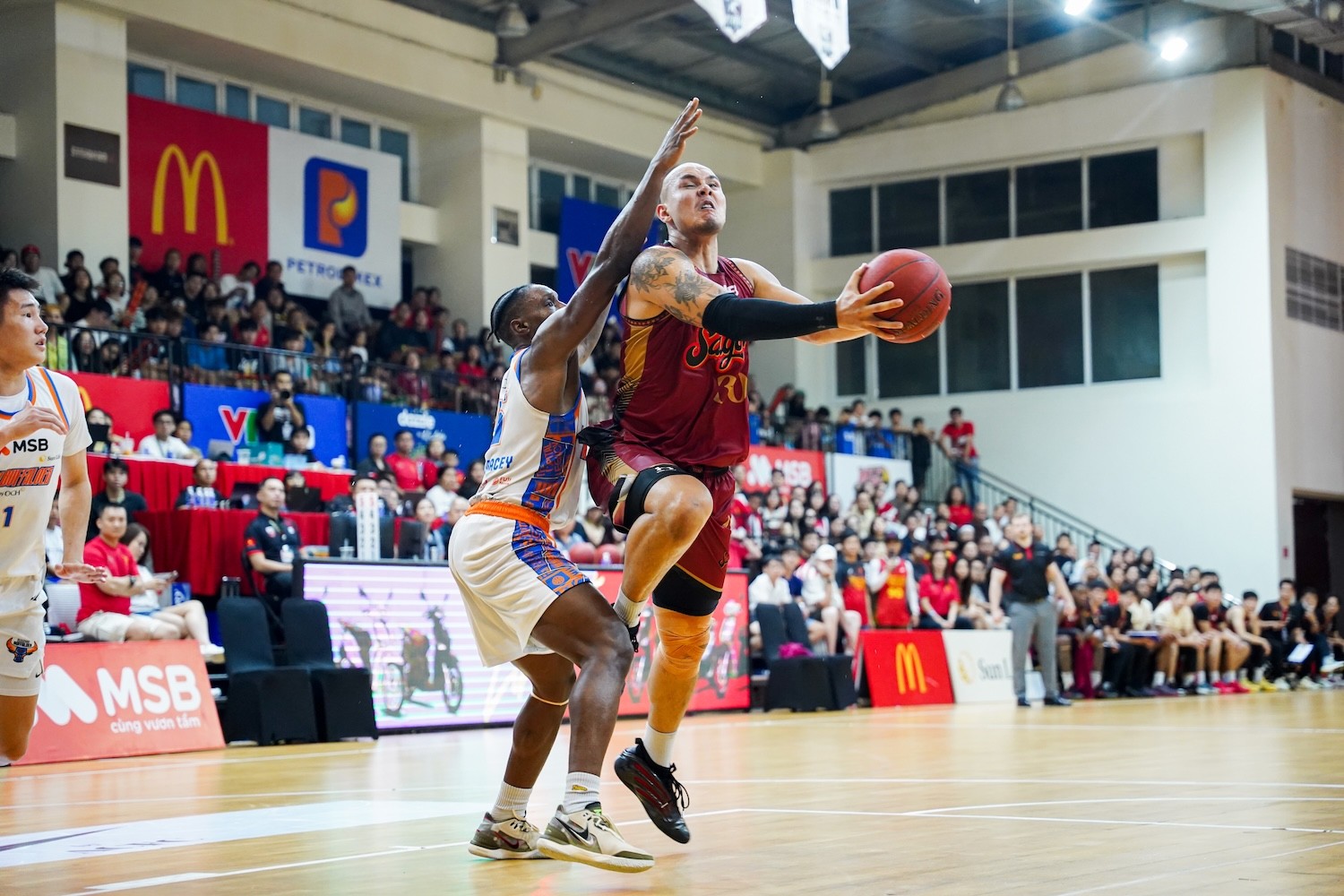 tim-waale-sam-vai-chu-luc-cua-saigon-heat-o-khu-vuc-can-ro-1757292864.jpg