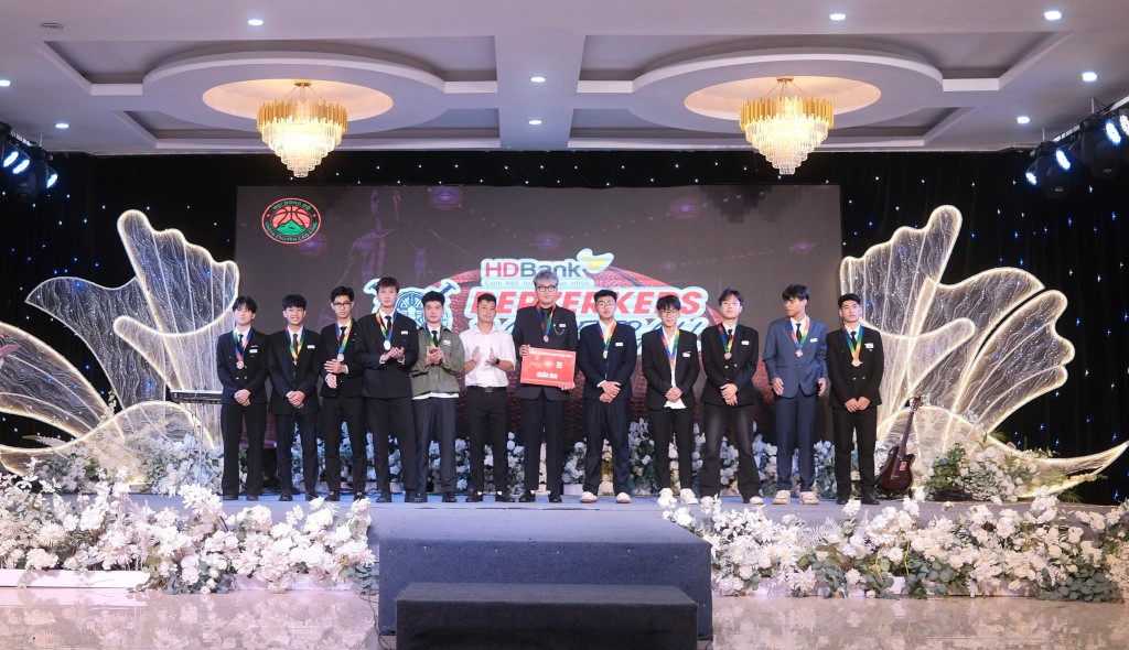 vinh-danh-1757295532.jpg