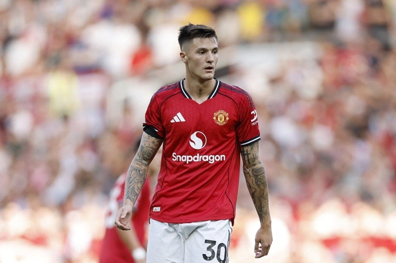 man-united-1757639417.jpg
