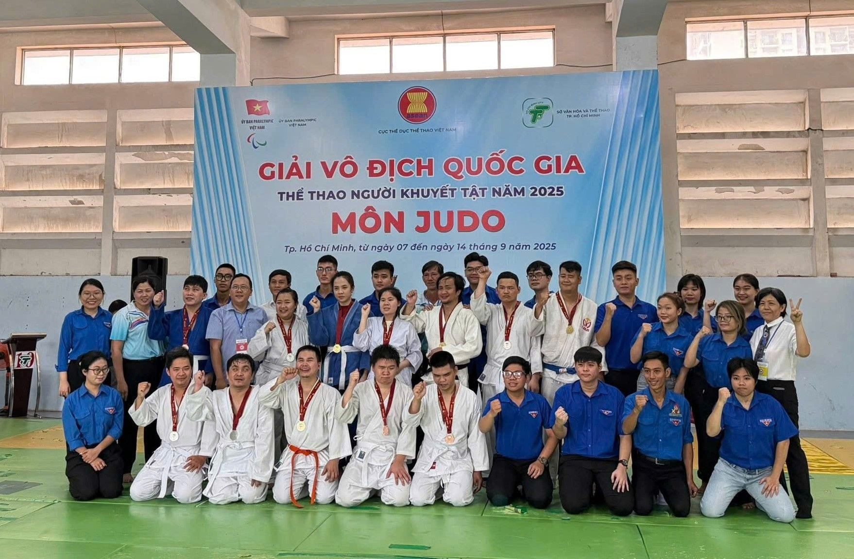 1757676496-493025412-gi-i-vo-ch-qu-c-gia-th-thao-ng-i-khuy-t-t-t-n-m-2025-tp-hcm-1-x-p-th-nh-t-toan-oan-mon-judo-1757860763.jpg