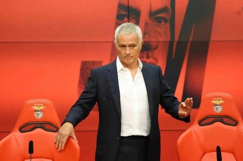 mourinho-1758244952.jpg