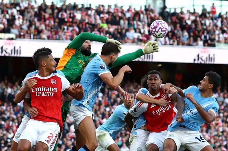man-city-1758678282.jpg