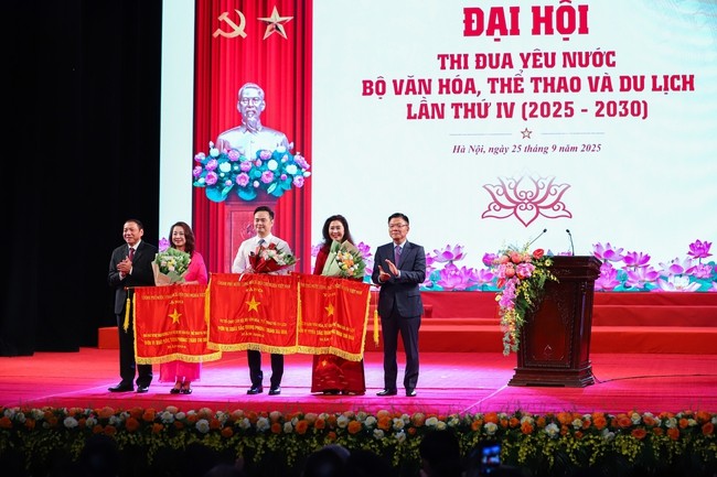 pho-thu-tuong-long-1758870407.jpg