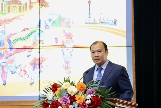 thu-truong-binh-phat-bieu-tai-hop-bao-chieu-nay-1758874026.jpg