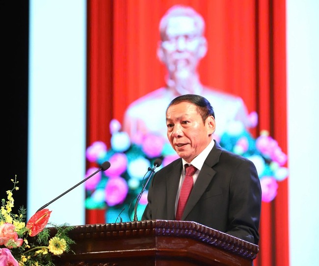 bo-truong-hung-phat-bieu-khai-mac-dai-hoi-1759309126.jpg
