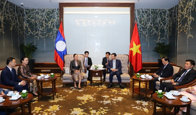 quang-canh-buoi-tiep-1759393444.jpg