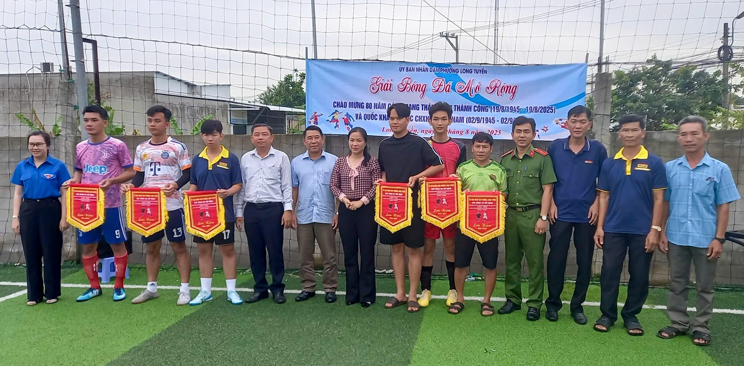 long-tuyen-1759829765.webp