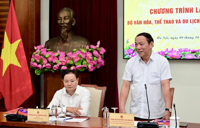 bo-truong-phat-bieu-1759998006.jpg