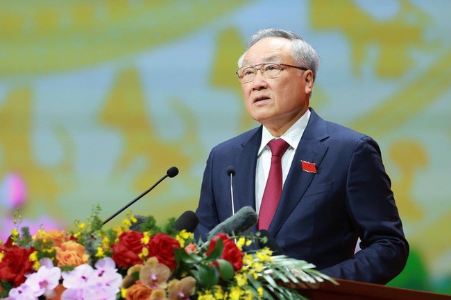 ong-nguyen-hoa-binh-1760422346.jpg