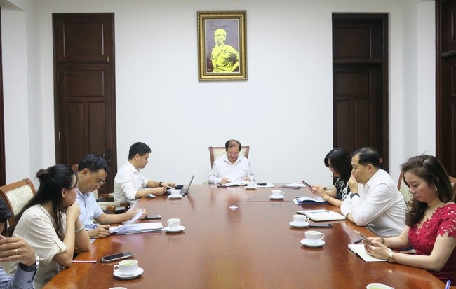 quang-canh-cuoc-hop-1760501975.jpg