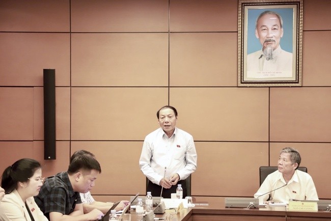 bo-truong-hung-1761099365.jpg
