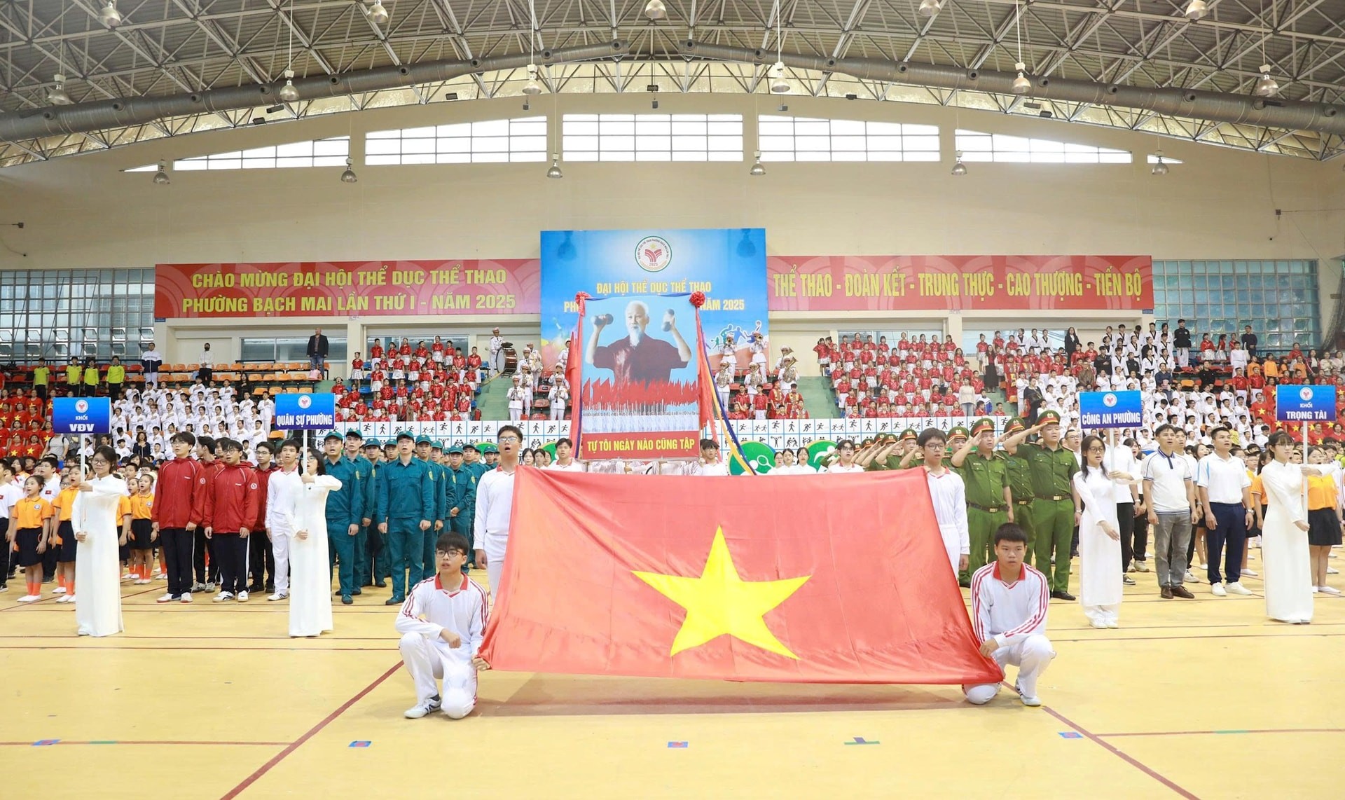 dh-1761273987.jpg