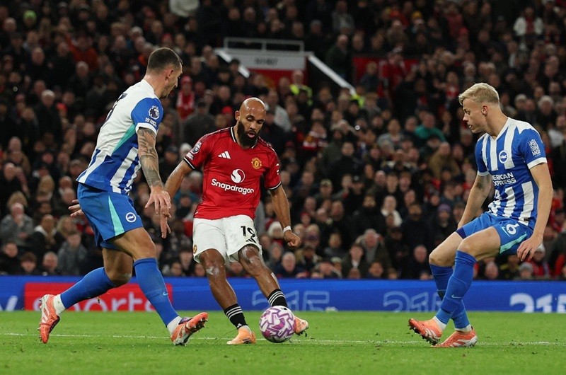 man-united-1-1761443824.jpg