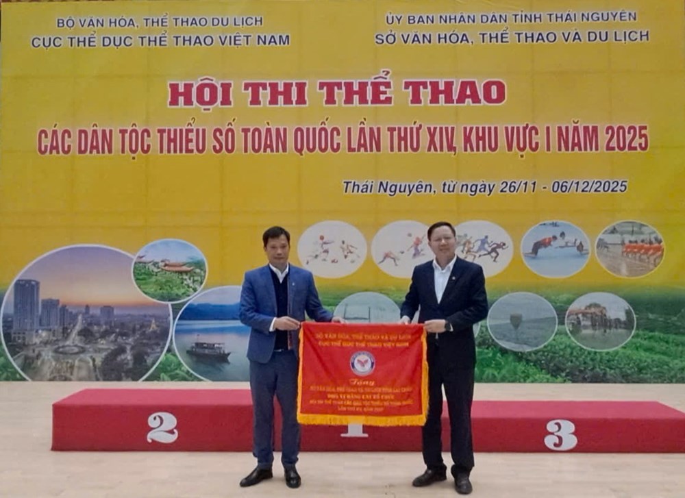 nhan-co-1765158003.jpg