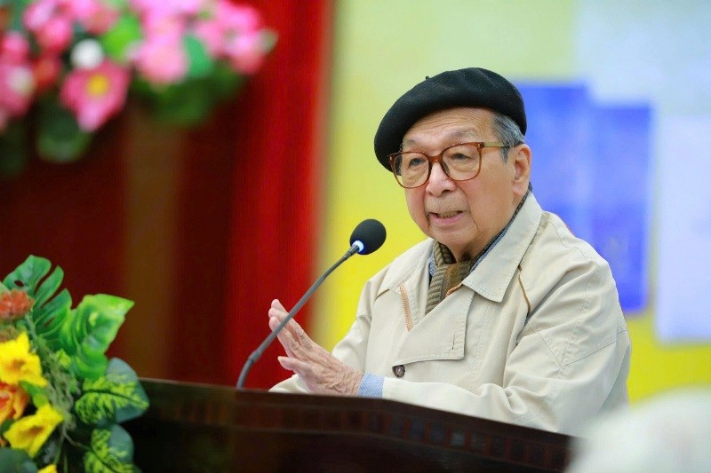 ong-tran-lam-bien-1766141358.jpg