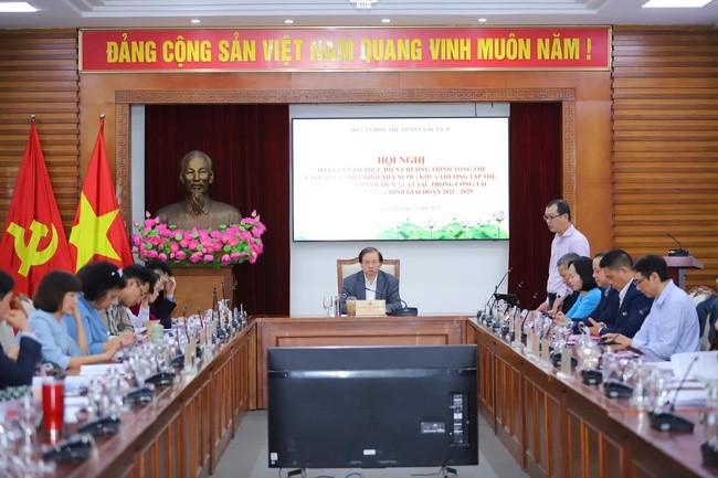 quang-canh-hoi-nghi-1766637379.jpg
