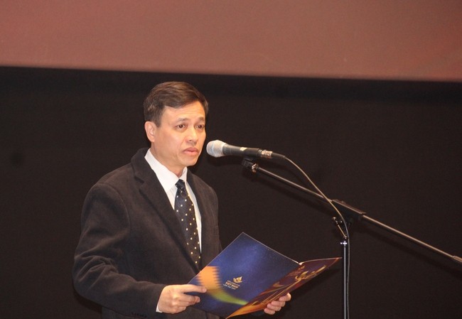 pho-cuc-truong-dien-anh-1770173988.jpg