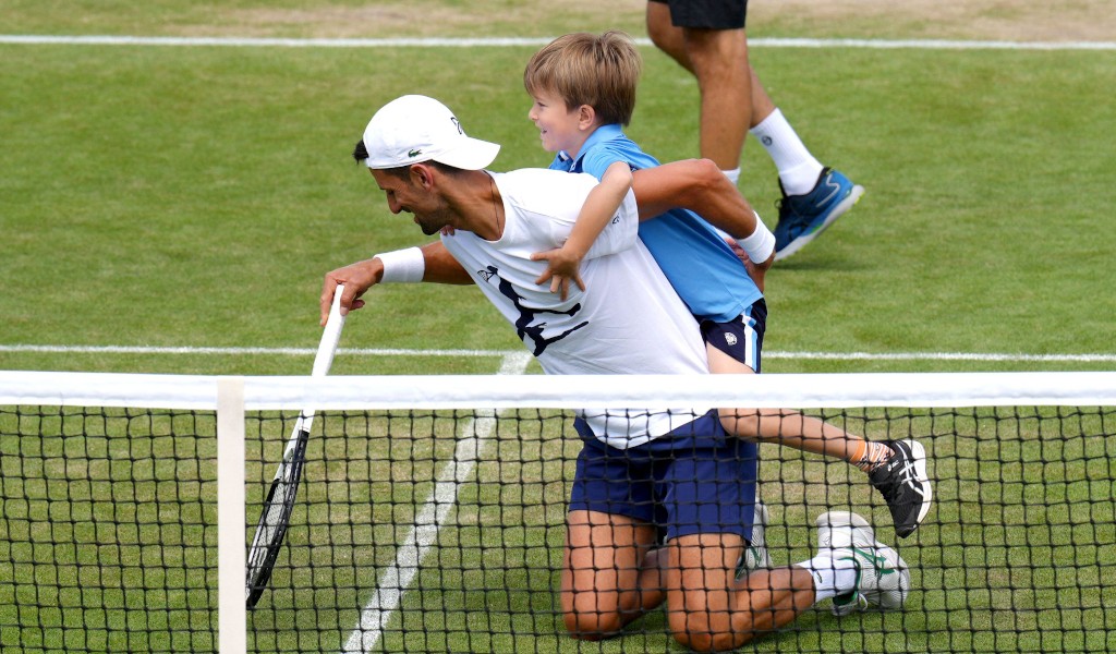 tet-novak-djokovic-playing-with-his-son-stefan-djokovic-1770709763.jpg