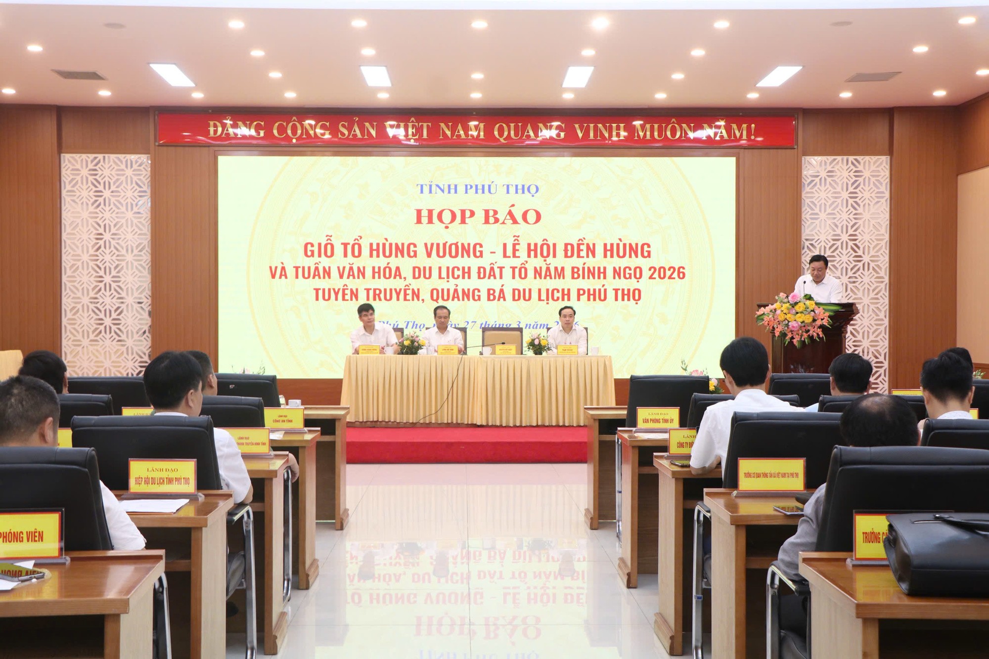 quang-canh-hop-bao-1774600146.jpg