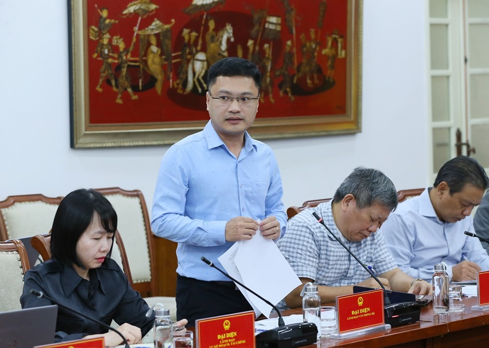 chanh-van-phong-1777885926.jpg