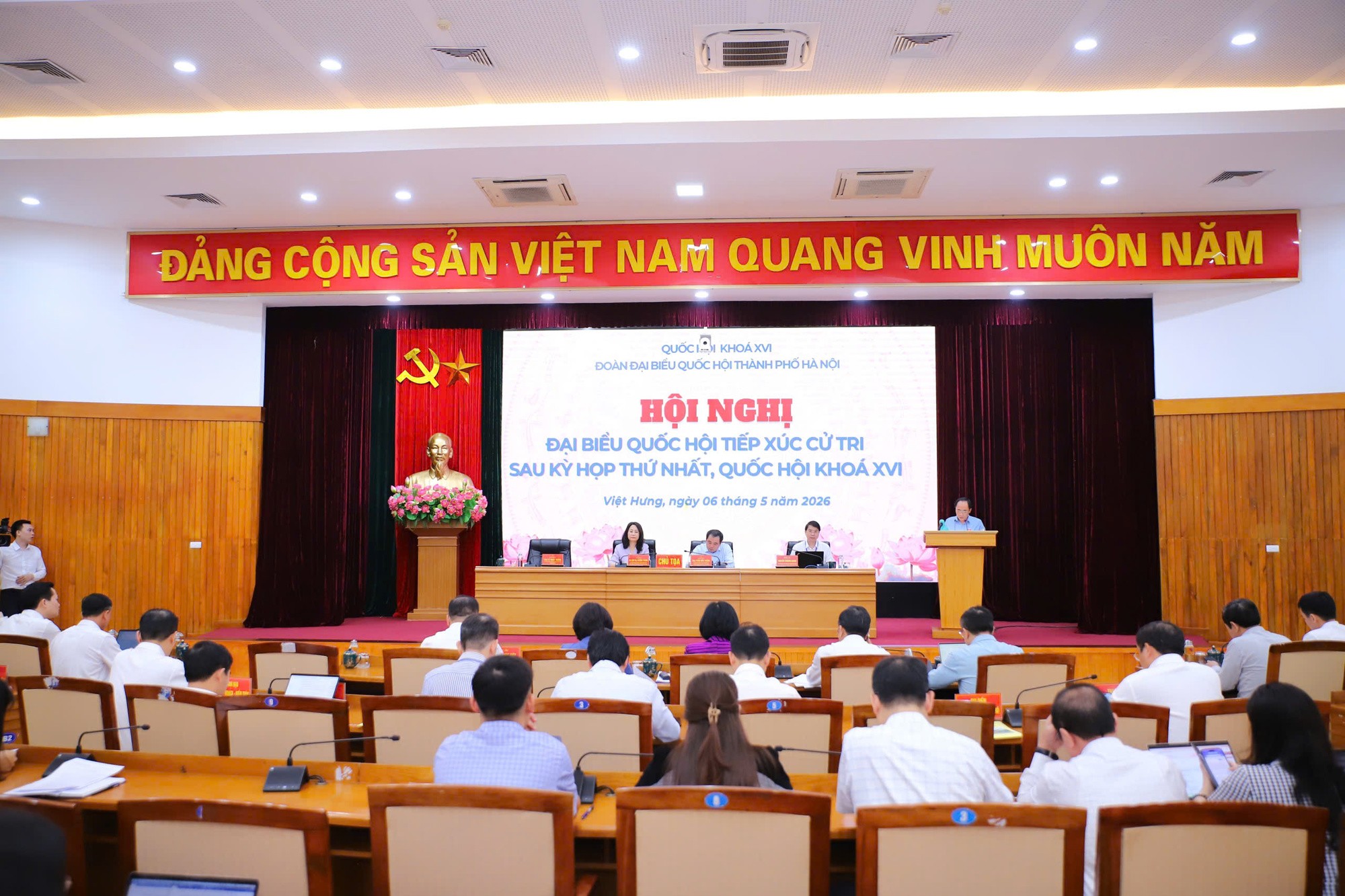 hoi-nghi-1778052985.jpg