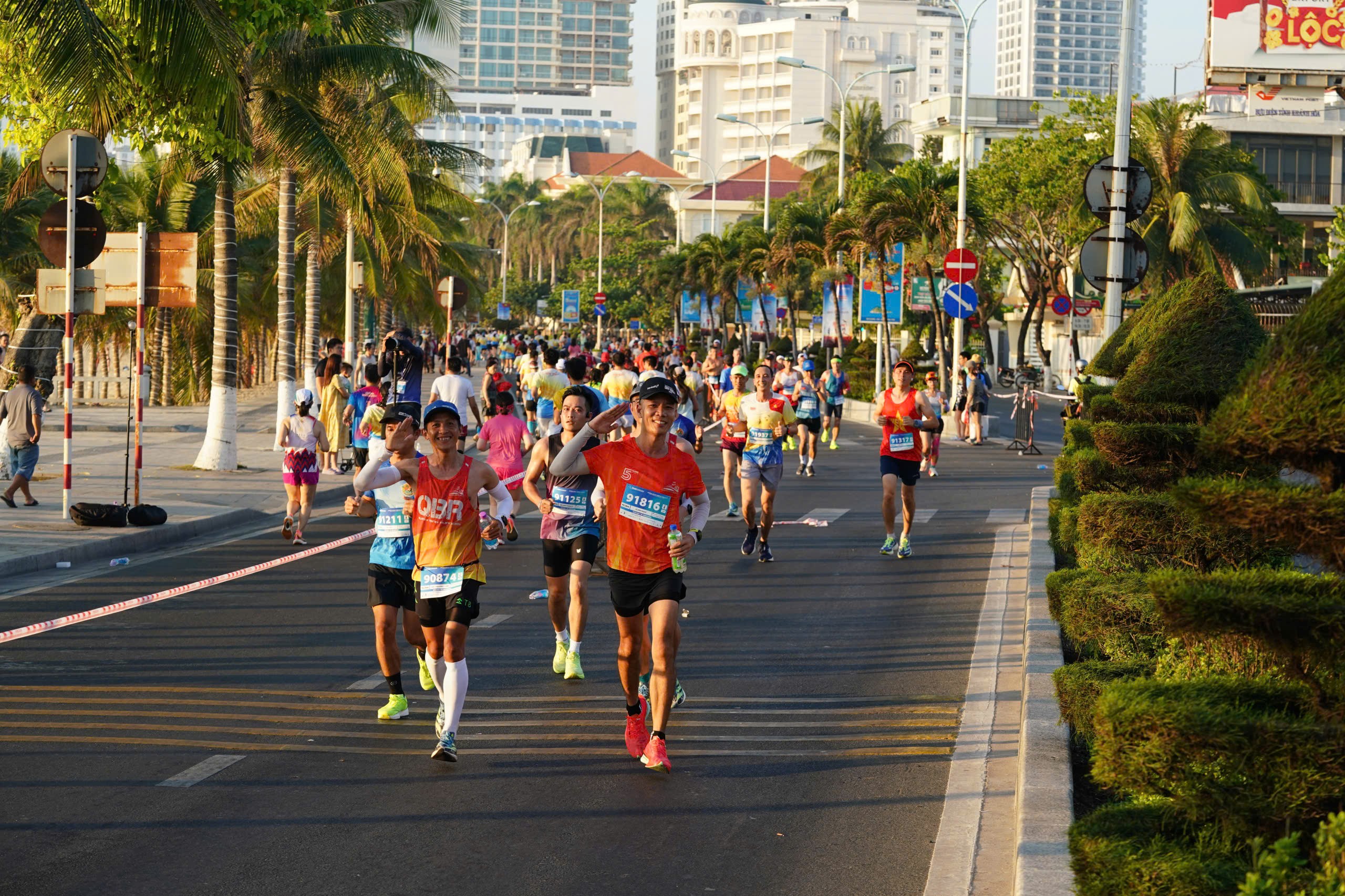 phong-trao-chay-bo-lan-toa-qua-giai-chay-vo-dich-quoc-gia-marathon-bao-tien-phong-2026-1778300741.jpg