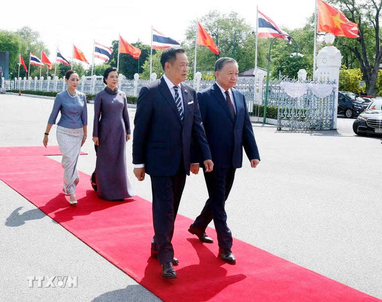 thu-tuong-chu-tri-le-don-1780021776.png