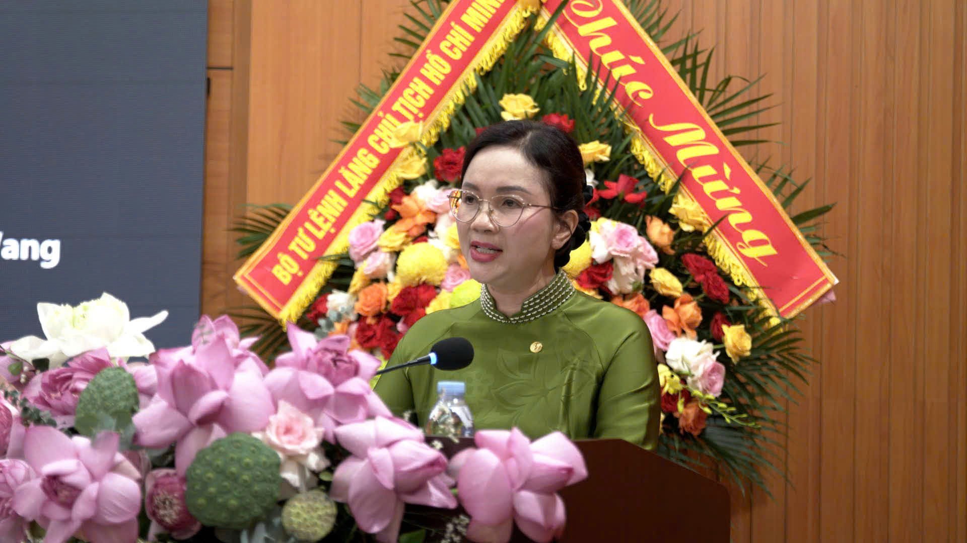 giam-doc-phuong-1780367510.jpg