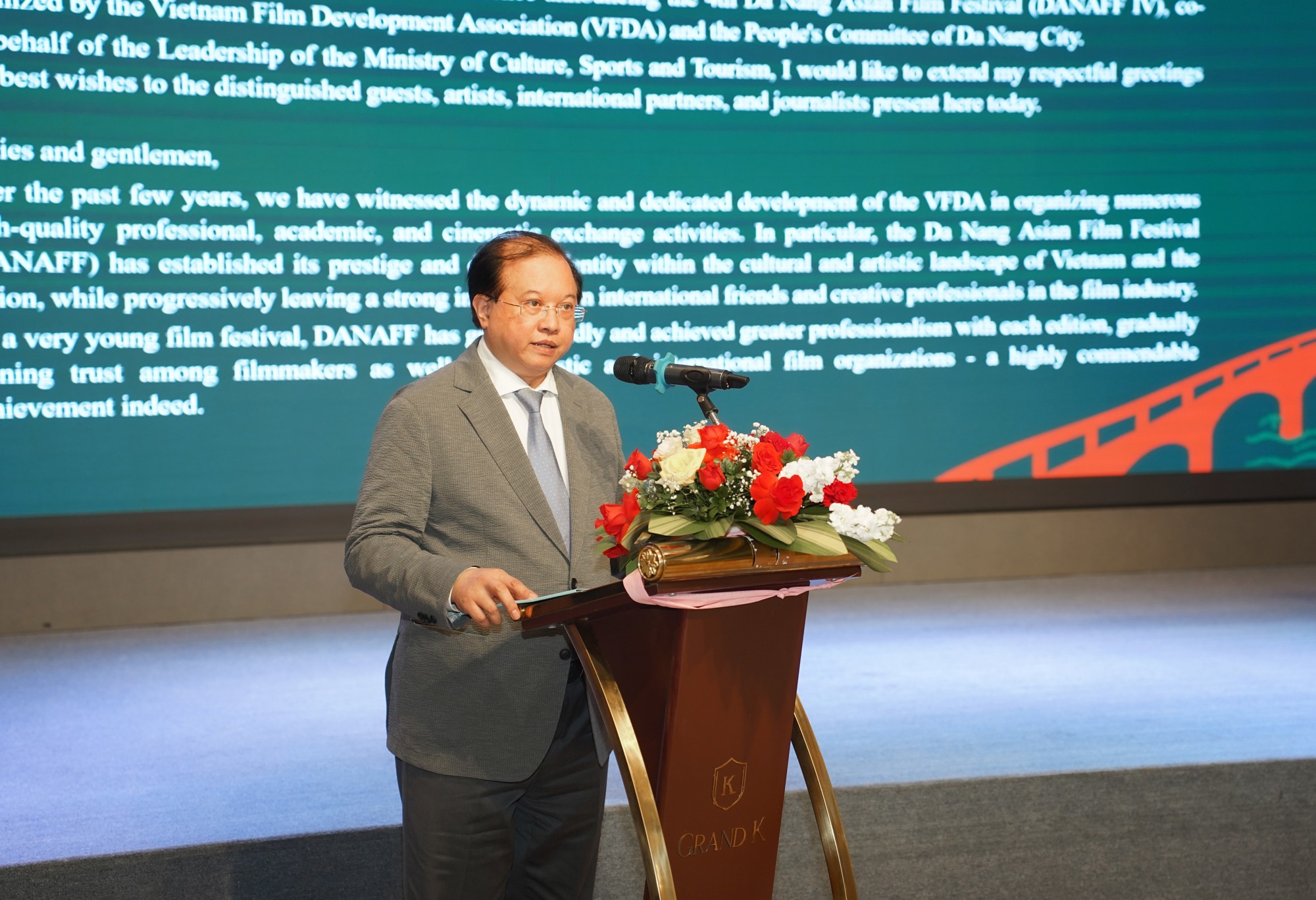 thu-truong-dong-1780549818.jpg