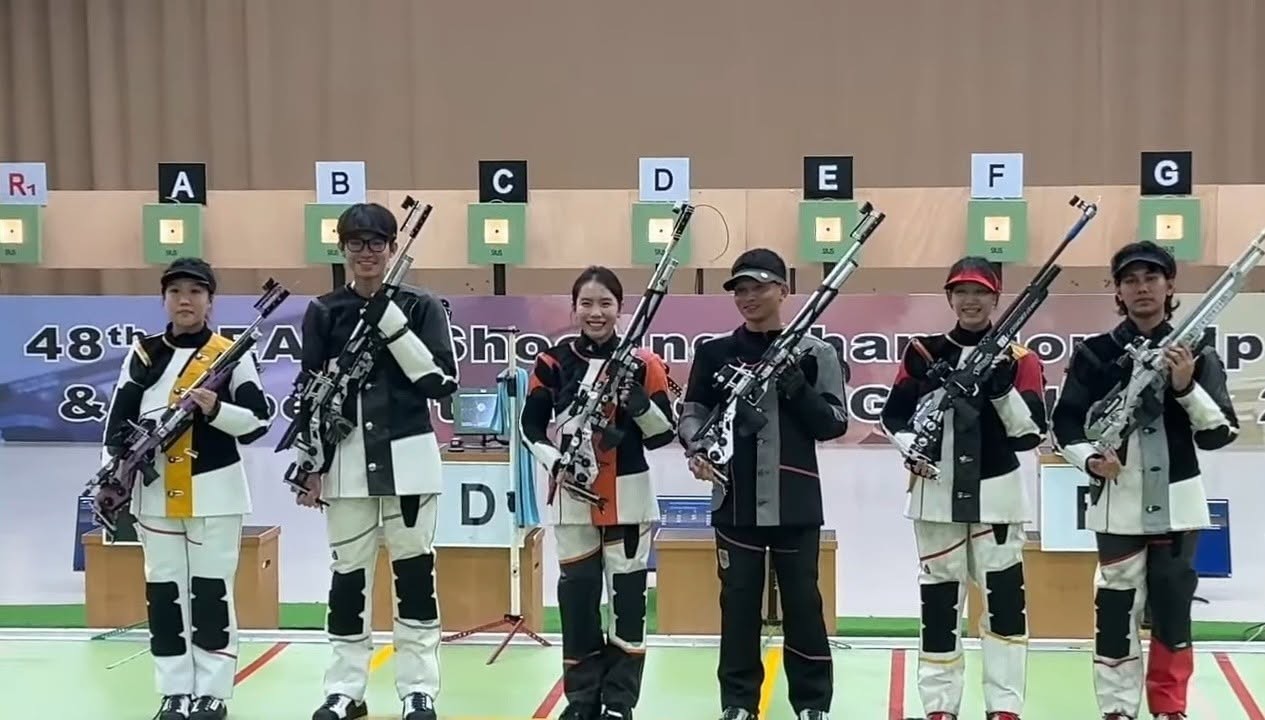 bs-1781012186.jpg