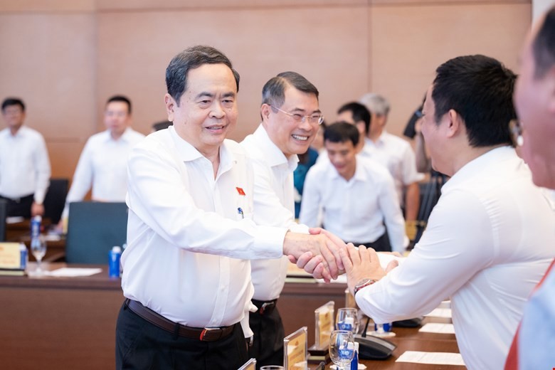 chu-tich-va-thu-tuong-1781495512.jpg