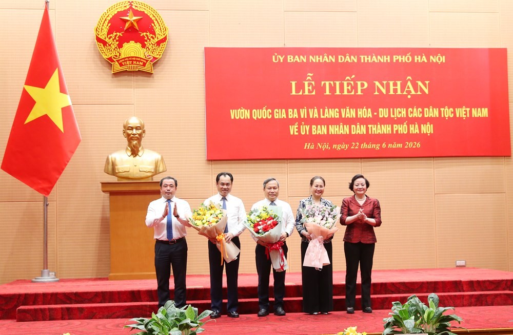 chup-anh-luu-niem-1782183946.jpg