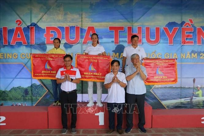 dua-thuyen-1-1782396107.jpg