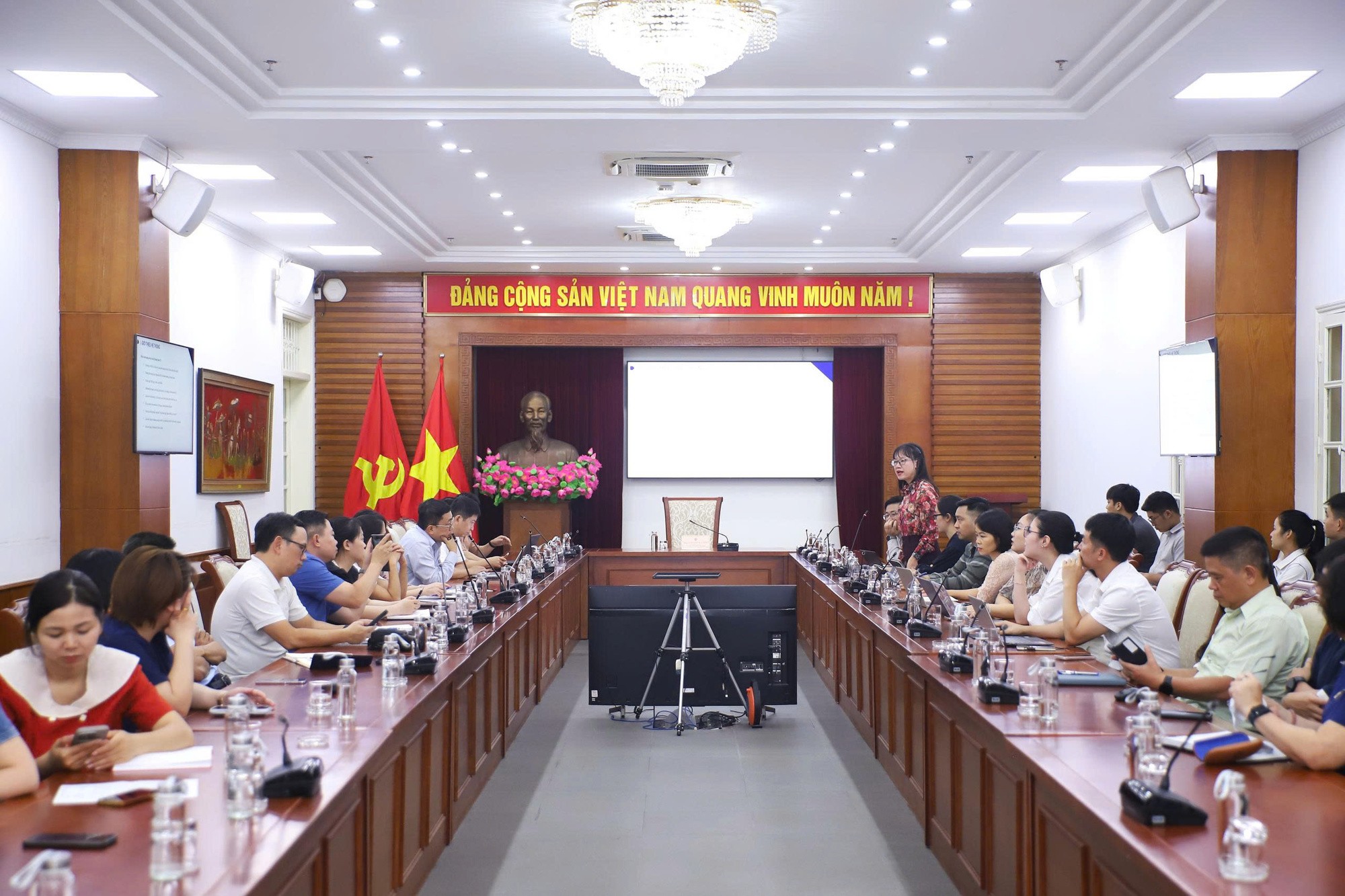 toan-canh-buoi-huong-dan-1784781275.jpg