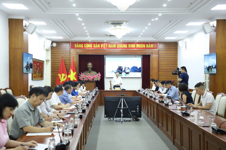 bo-van-hoa-yeu-cau-1785555979.png