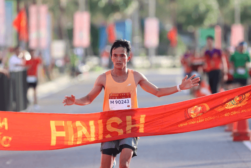 phan-ngoc-phan-42km-1785659061.png
